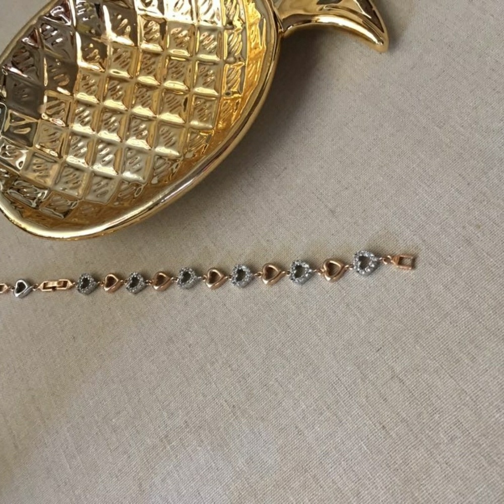 Heart bracelet